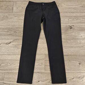 Vuori Black Men's Chinos